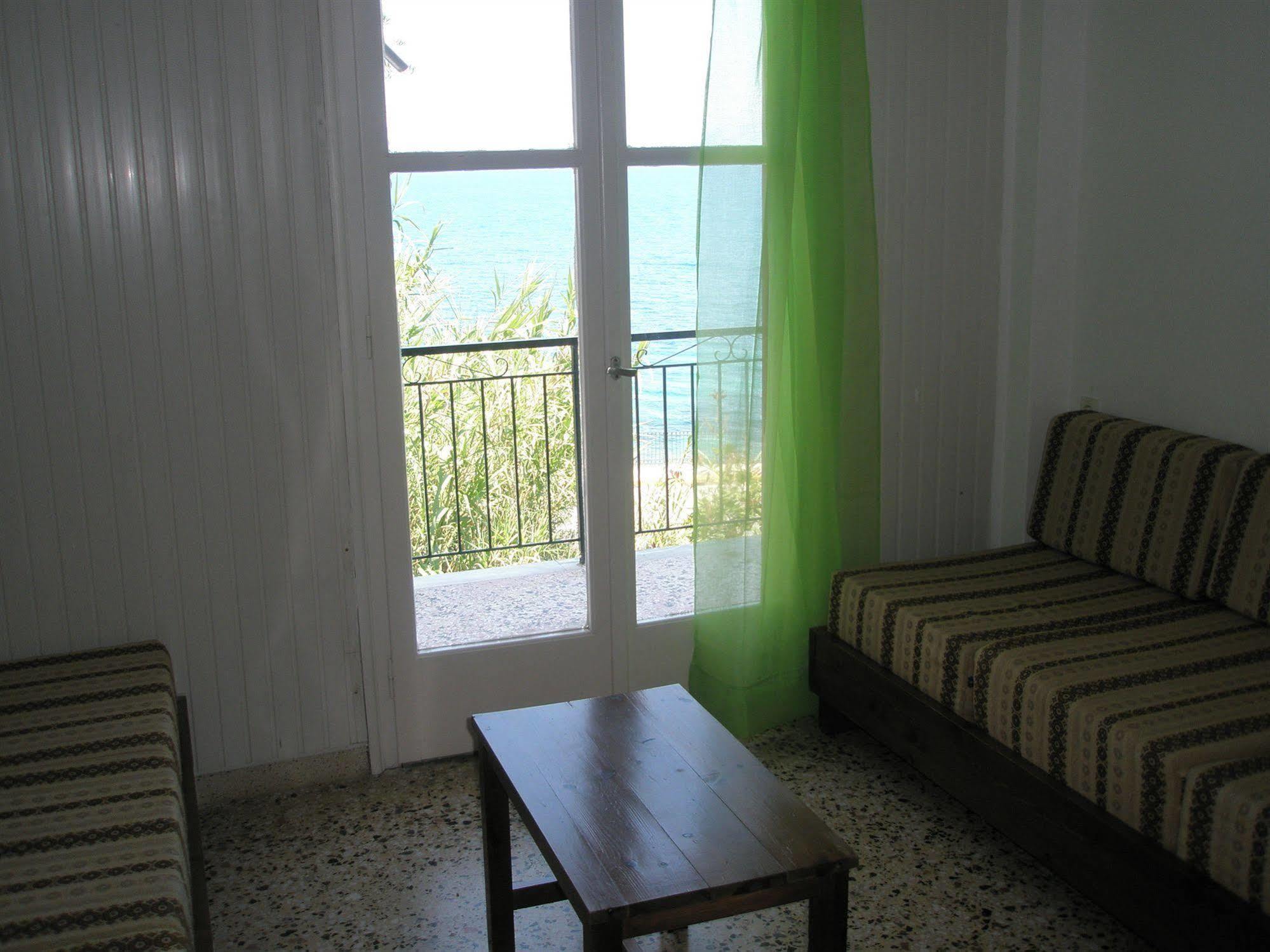 Faliraki Apartments Μπενίτσες Εξωτερικό φωτογραφία